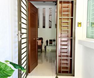 Ocean 7 @ Shamrock Villa | Beachfront| 4BR| 22pax Batu Ferringhi Malaysia