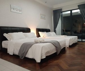 SUNRISE Seaview Studio By The Landmark Gurney 145 Tanjung Tokong Malaysia
