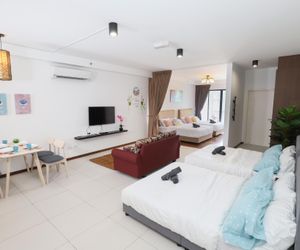 MagHome@5minGurney*8paxHighFloorSeaview32* Tanjung Tokong Malaysia