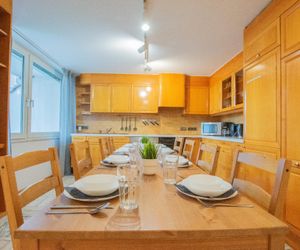 Tolstov-Hotels Maisonette in Luxury City Villa Neuss Germany
