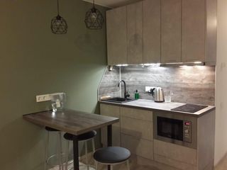 Great apartment near metro
