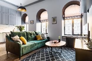 Studio apartment on Tchaikovsky street 77