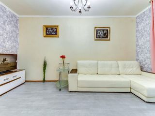 Апартаменты (64 m²) с 2 спальней(-ями) и 1 ванной(-ыми) комнатой(-ами) в районе Центральный район