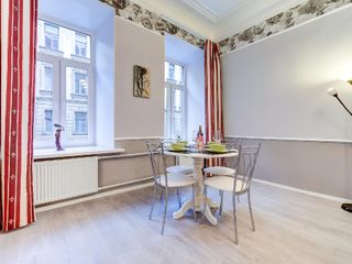 Апартаменты (84 m²) с 2 спальней(-ями) и 1 ванной(-ыми) комнатой(-ами) в районе Центральный район