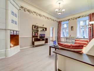 Апартаменты (84 m²) с 2 спальней(-ями) и 1 ванной(-ыми) комнатой(-ами) в районе Центральный район