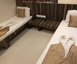 Hotel Honest Male Only Borivali India
