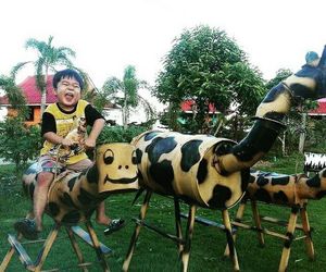Baan Ruen Saeng Chan Ban Kom Thailand