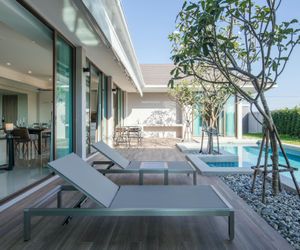 SHAAN Relaxing Luxury Pool Villa near Golf and Sea Ban Nong Sadao Thailand
