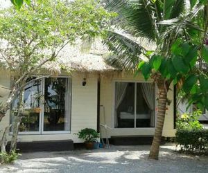 Paradise Beach - Jacuzzi Garden Chang Island Thailand