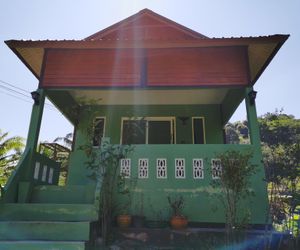 Cozy House with hill view, mini Kitchen Lanta Island Thailand