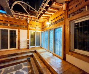 Hwangridangil Adamjeong Hanok Stay Gyeongju South Korea