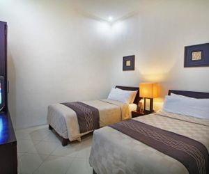 Oyo 482 Anika Guest House Tuban Indonesia