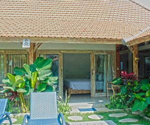 Peaceful Fancy Double Bed Room with Pool in Canggu Seseh Indonesia