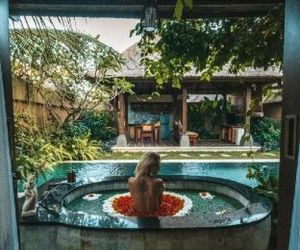 Honeymoon Suite Pool Villa - Breakfast#UNBRS Sukawati Indonesia
