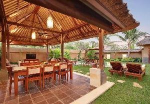 4 Bedroom Pool Villa - Breakfast#UNBRS Sukawati Indonesia