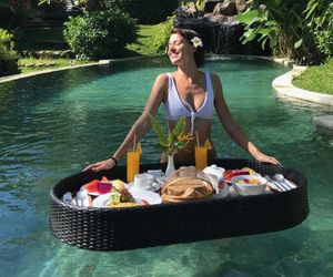 2BR Pool Villa+Bfast+One-time, 15 Ms Foot Massage Sukawati Indonesia