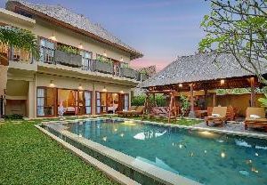 4BR Pool Villa with Hot Tub -SPA Bath - Breakfast Sukawati Indonesia