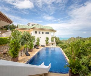 Villa Brussou-Luxury 3BR Villa with Waterslide Ban Bang Po Thailand