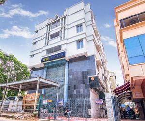 FabHotel Venkeys Service Apartment Chennai India