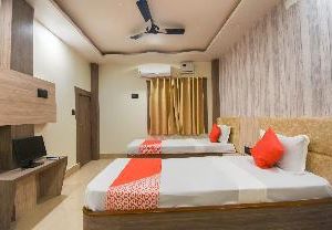 OYO 67865 Hotel Eden Park Tarapith India