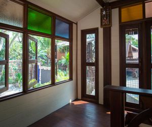 Suankaew Art Cottage (ReuanChankaew) Sri Racha Thailand