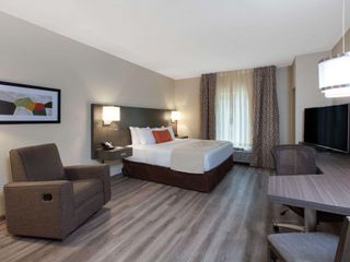 Фото отеля Hawthorn Suites By Wyndham Odessa
