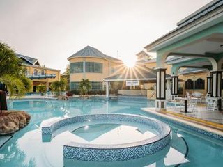 Фото отеля Jewel Paradise Cove Adult Beach Resort & Spa