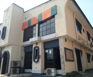 Holla-Jobi Guest House Ejigbo LCDA Nigeria