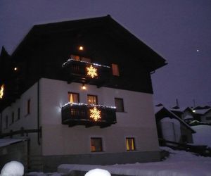 Beautiful Chalet Apartment in Livigno Livigno Italy