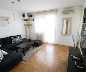 Art & Code 4 Stars Apartment Novi Sad Serbia