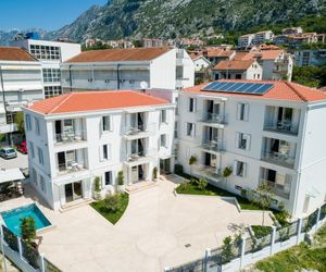 MAISON W Dobrota Montenegro
