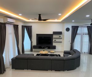 Coco Homestay Kluang @ 14pax-16pax Keluang Malaysia