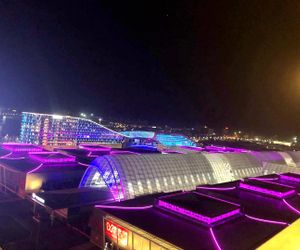 Qingdao World Expo City  double bed sunshine  room Tsun-i China