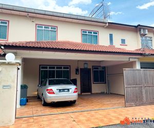 Warmshine Pagoh HomeStay (16 pax) Bandar Maharani Malaysia