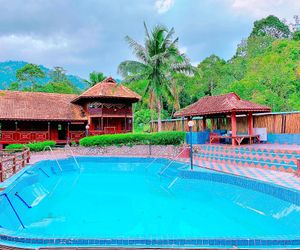 Villa Dlina homestay Janda Baik w Private pool Bukit Tinggi Malaysia