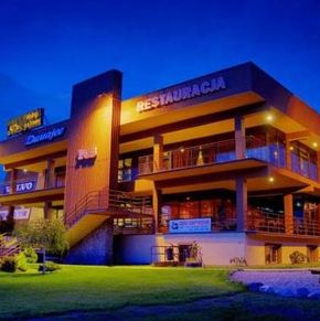 NearBy Hotel