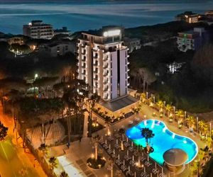 Henry Resort & Spa Golem Albania