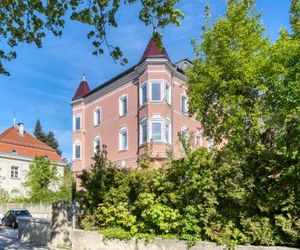 InnsbruckHomes - Suites at Botanical Garden Innsbruck Austria