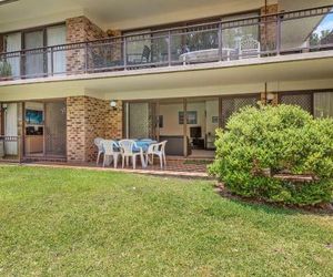 56 Bay Parklands, 2 Gowrie Ave - ground floor, air conditioned & Foxtel Nelson Bay Australia