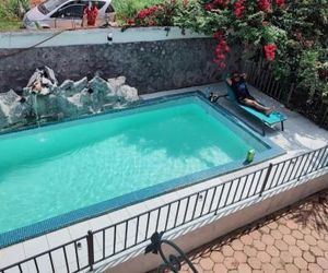 Appartement 2 chambres résidence avec piscine Yaounde Cameroon