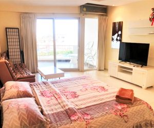 Jomtien Plaza residence sea view studio apartment Jomtien Beach Thailand