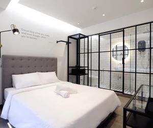 Z Hotel Ara Damansara, LRT, Mall, Airport Damansara Perdana Malaysia