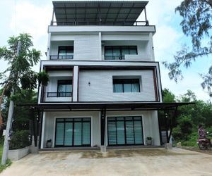 Rubrom&Chomview Hauhin Pranburi Ban Nong Sua Thailand