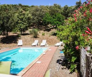 Amazing home in Pierrerue w/ Outdoor swimming pool, WiFi and 3 Bedrooms Saint-Chinian France