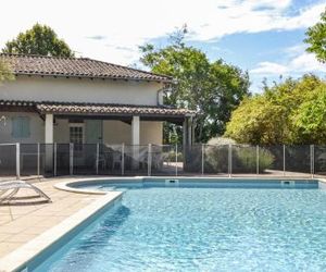 Nice home in Durfort Lacapelette w/ Outdoor swimming pool, WiFi and 3 Bedrooms Moissac France