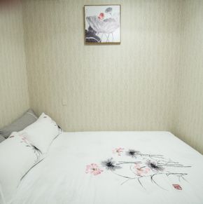NearBy Hotel
