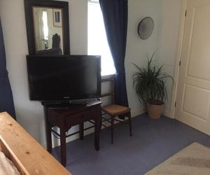 Beautiful private room with Kingsize bed and large private en-suite Peterborough United Kingdom