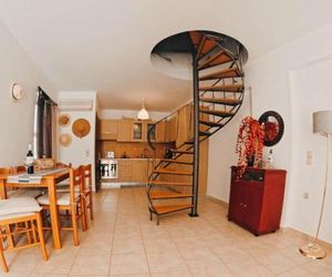 Manos Seaside Apartment *Free Parking *A/C Agia Fotia Greece