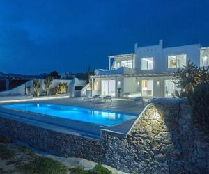 Villa MED Mykonos 5bd Sea View - Private Pool Tourlos Greece