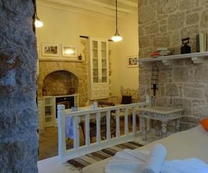 Muse Mese Castello Greece